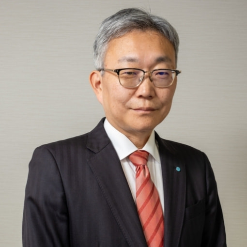 代表取締役社長 眞鍋 雅信